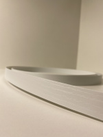 Белая древесные поры